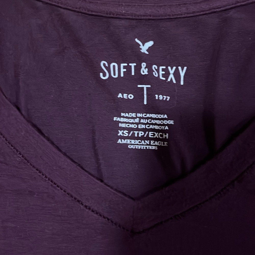 American Eagle Outfitters Purple Top - Picture 4 of 4
